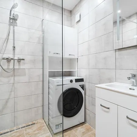 Blueground Vinohrady View Nr Park Namesti Miru Prg-112 شقة براغ